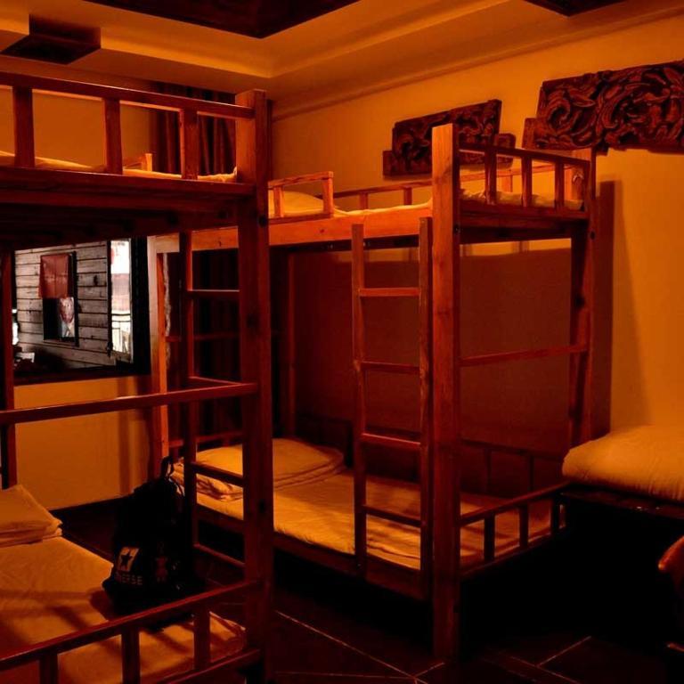 Bajie Youth Hostel Жангжиаже Стая снимка