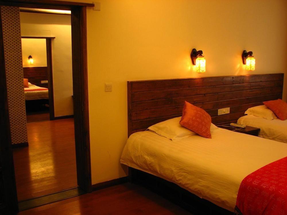 Bajie Youth Hostel Жангжиаже Екстериор снимка
