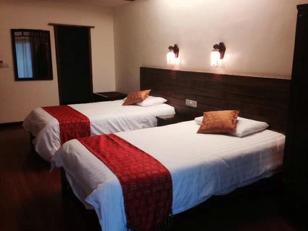 Bajie Youth Hostel Жангжиаже Екстериор снимка