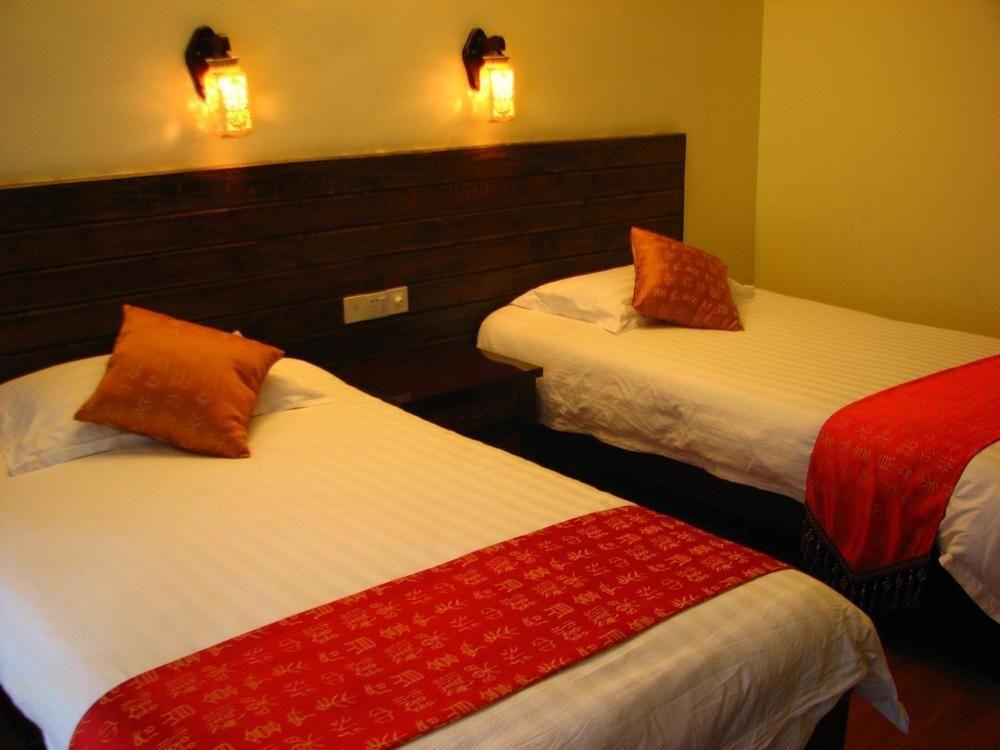 Bajie Youth Hostel Жангжиаже Екстериор снимка