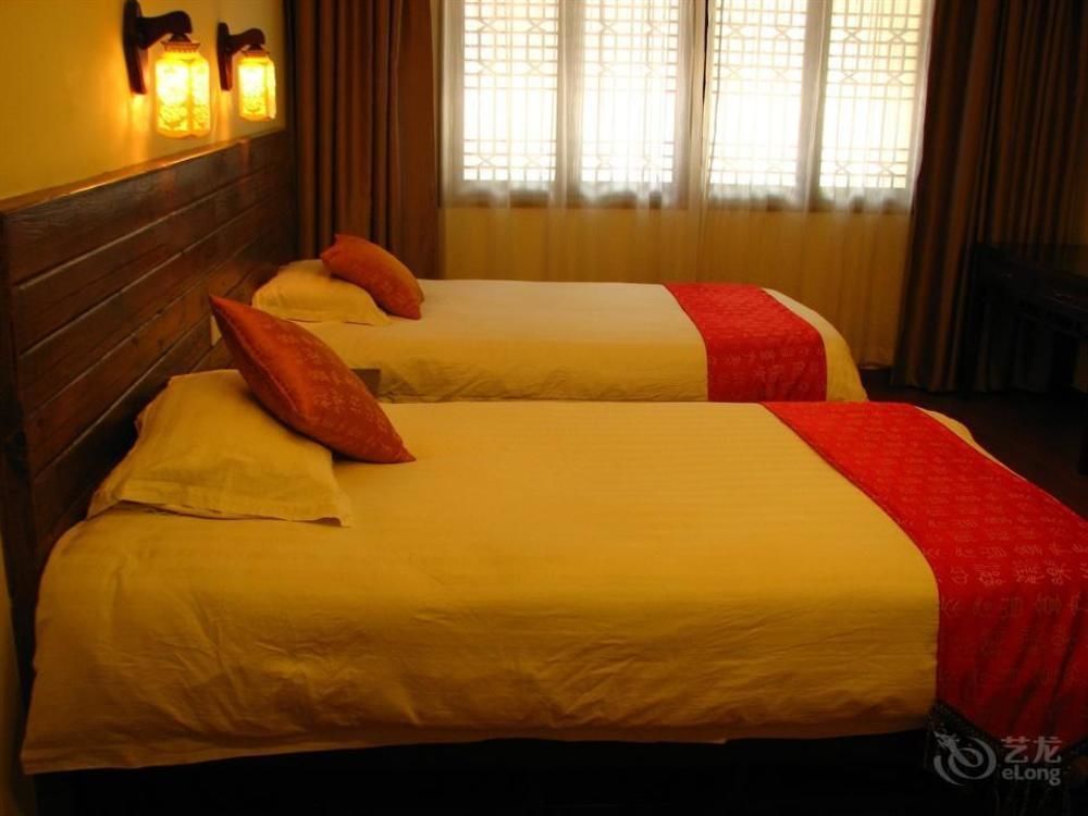 Bajie Youth Hostel Жангжиаже Екстериор снимка